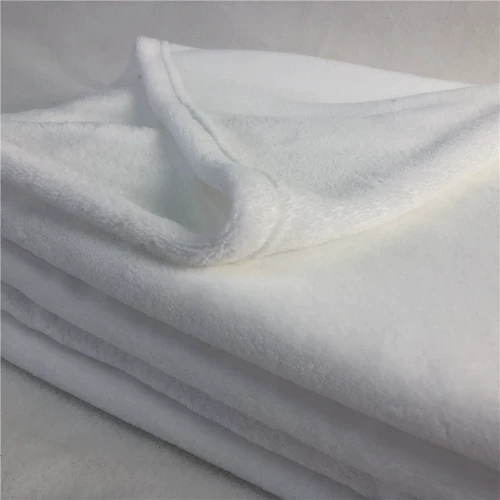 Белое коралловое одеяло, диван