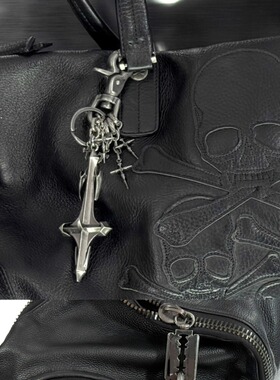 IIIMIII流苏十字架钥匙扣