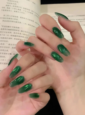 帝王绿高亮手工穿戴甲渐变美甲片纵向渐变色复古冷艳风质感很逼真