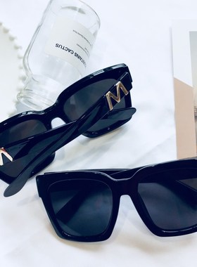 ins网红同款m复古墨镜新款潮圆脸