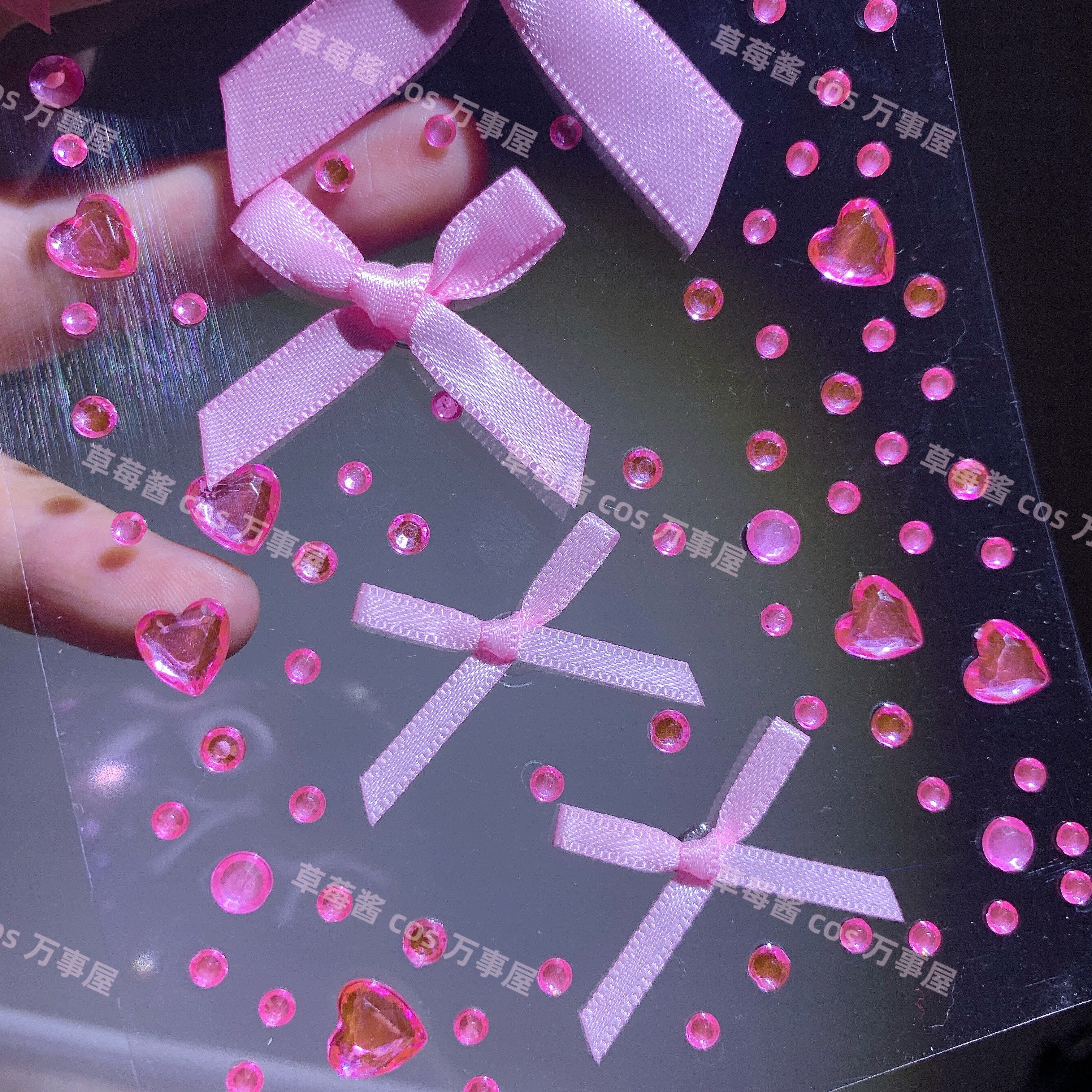 毛娘cos假发华改爆闪珍珠蝴蝶结贴钻免胶 极光钻石粉超闪钻石粉,淘宝优惠券,粉丝福利购,淘宝优惠卷