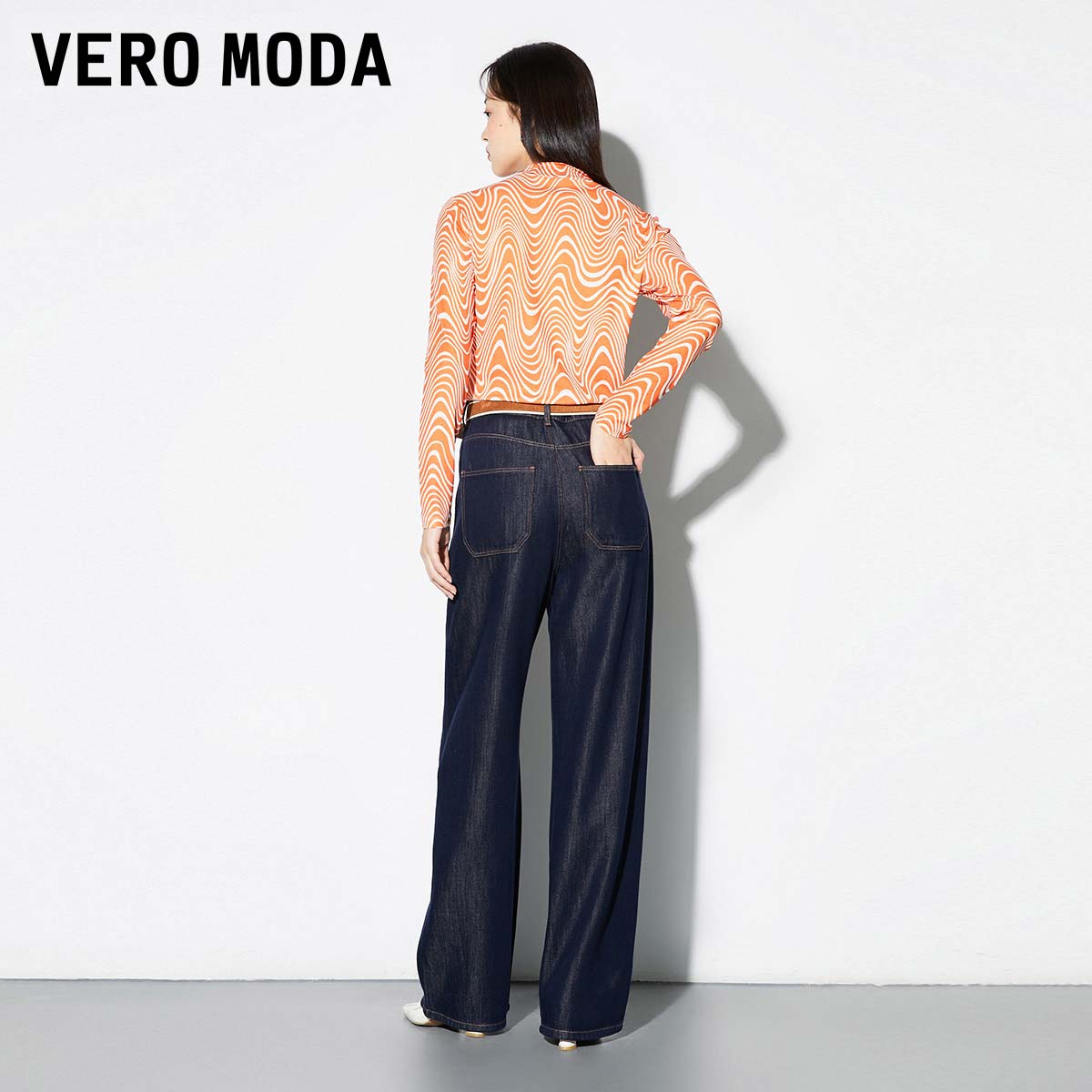 绫致VeroModa上衣女2023秋款街头风炫