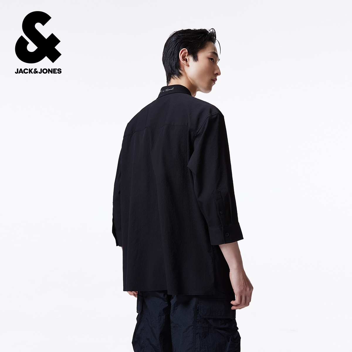 绫致杰克琼斯秋冬新时尚纽扣刺绣翻领宽松休闲七分袖衬衫男 - 图1