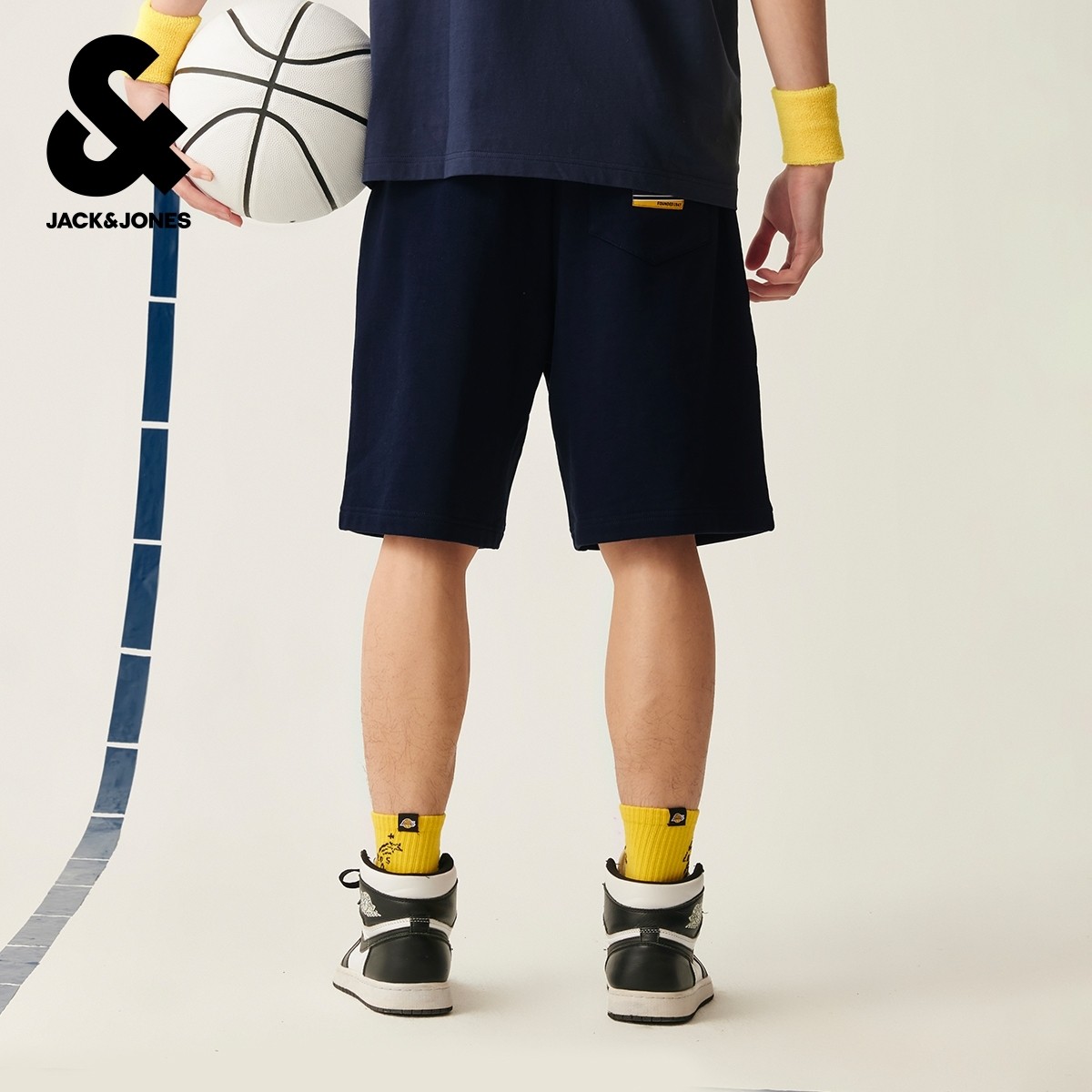 绫致杰克琼斯春季男士NBA联名湖人队时尚运动印花短裤,淘宝优惠券,粉丝福利购,淘宝优惠卷