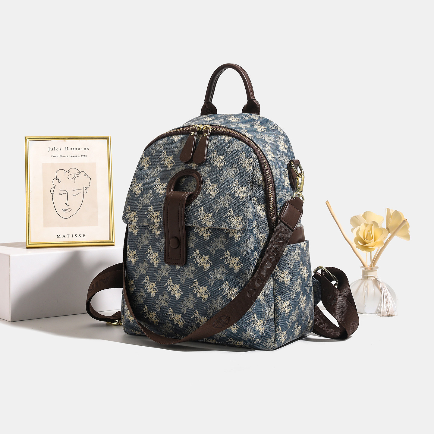 香港品牌旅游双肩包女2026新款时尚轻奢大容量上班通勤可单肩背包,淘宝优惠券,粉丝福利购,淘宝优惠卷