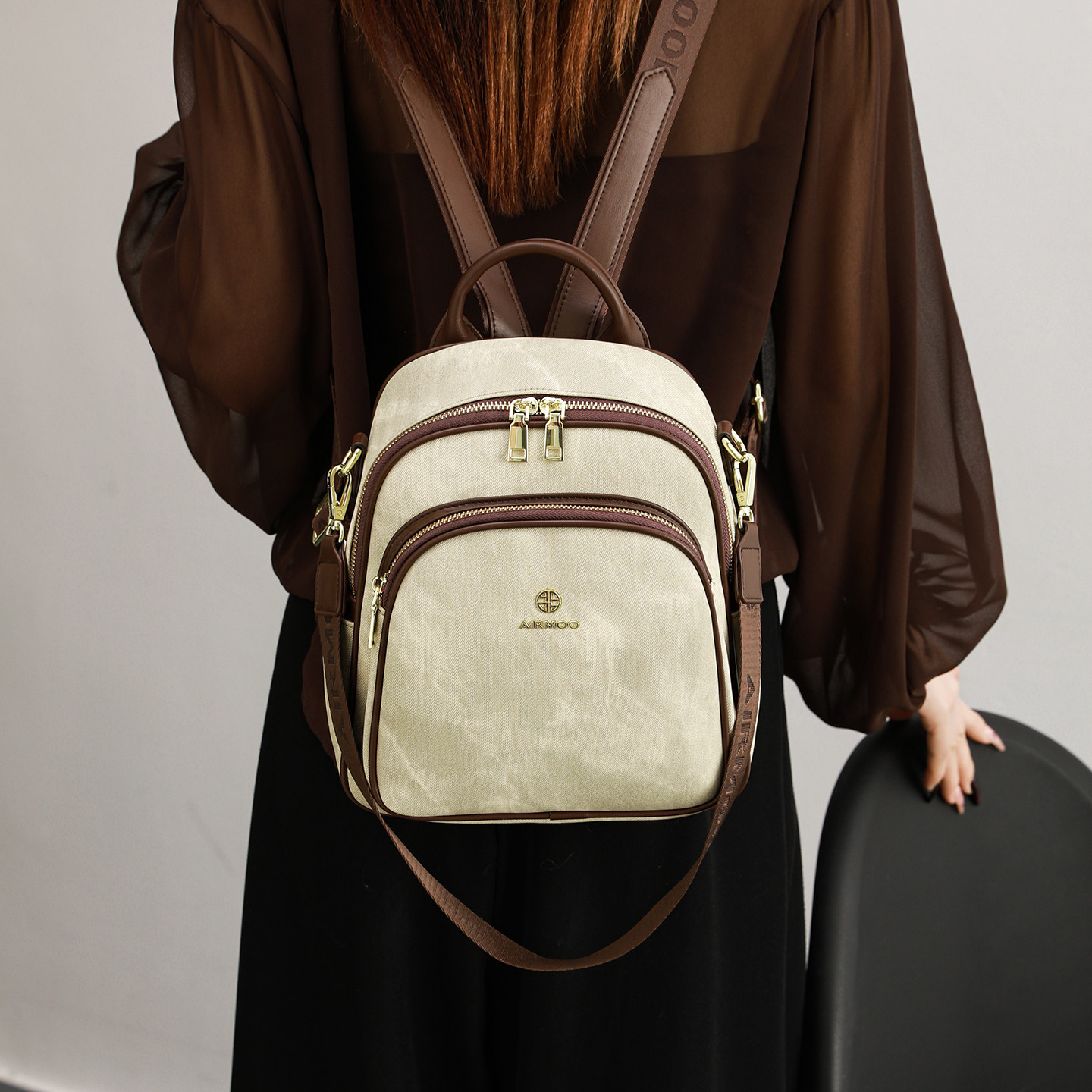 香港品牌轻奢旅游轻便双肩包女2026新款简约通勤百搭可单肩背包,淘宝优惠券,粉丝福利购,淘宝优惠卷