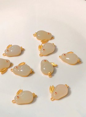 和田玉本命年小兔子吊坠饰品
