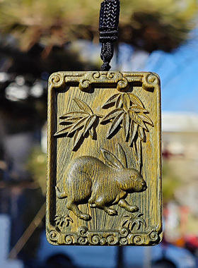 男女绿檀木天然材质吊坠雕刻