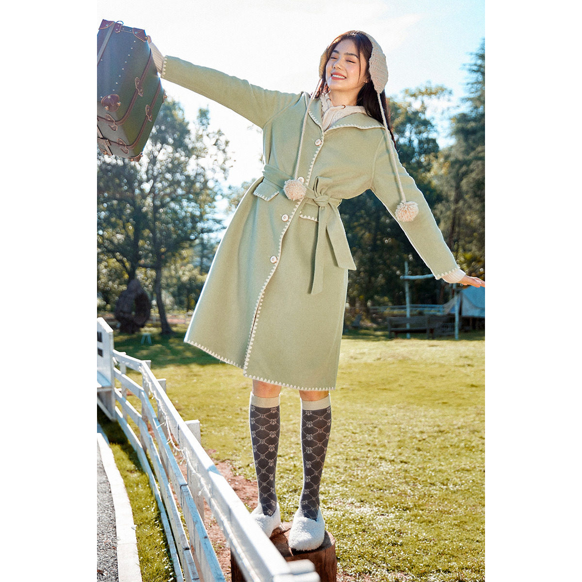 太平鸟绿色海军领双面2020呢大衣 太平鸟喜之乐毛呢外套