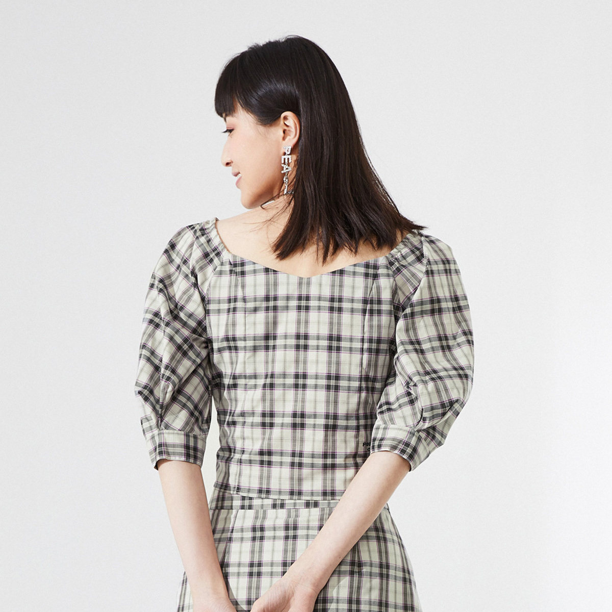 太平鸟2020夏季新款格纹绑带衬衫 太平鸟喜之乐衬衫