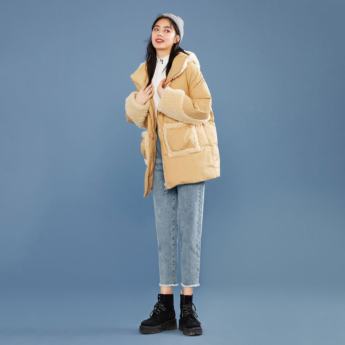 太平鸟2020年秋冬新款拼接羽绒服 太平鸟喜之乐羽绒服