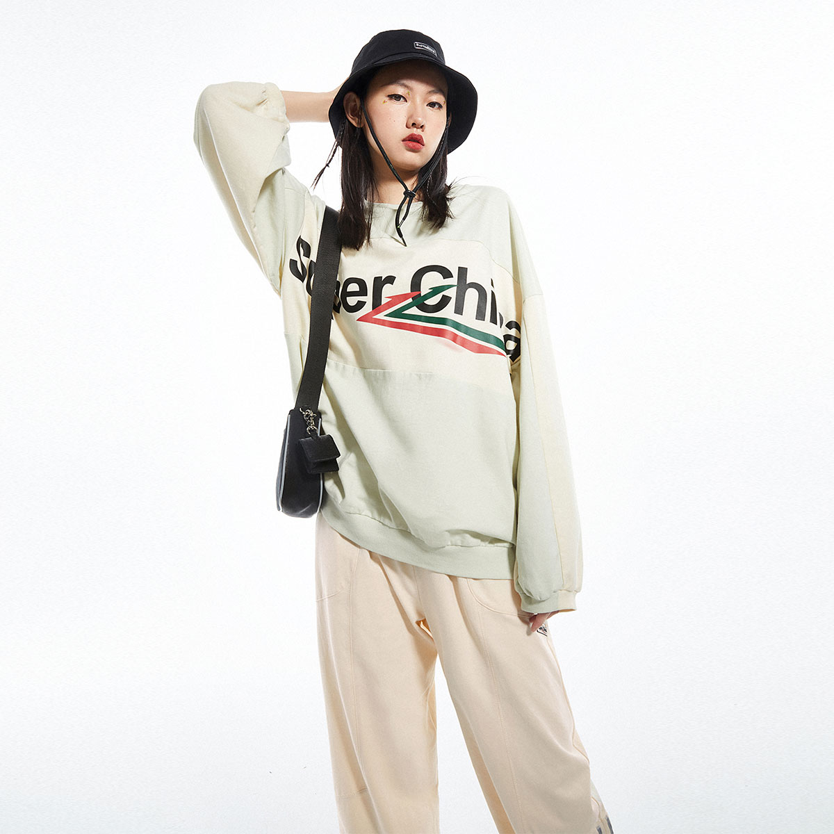 【商场同款飞跃联名】太平鸟圆领卫衣 太平鸟卫衣/绒衫