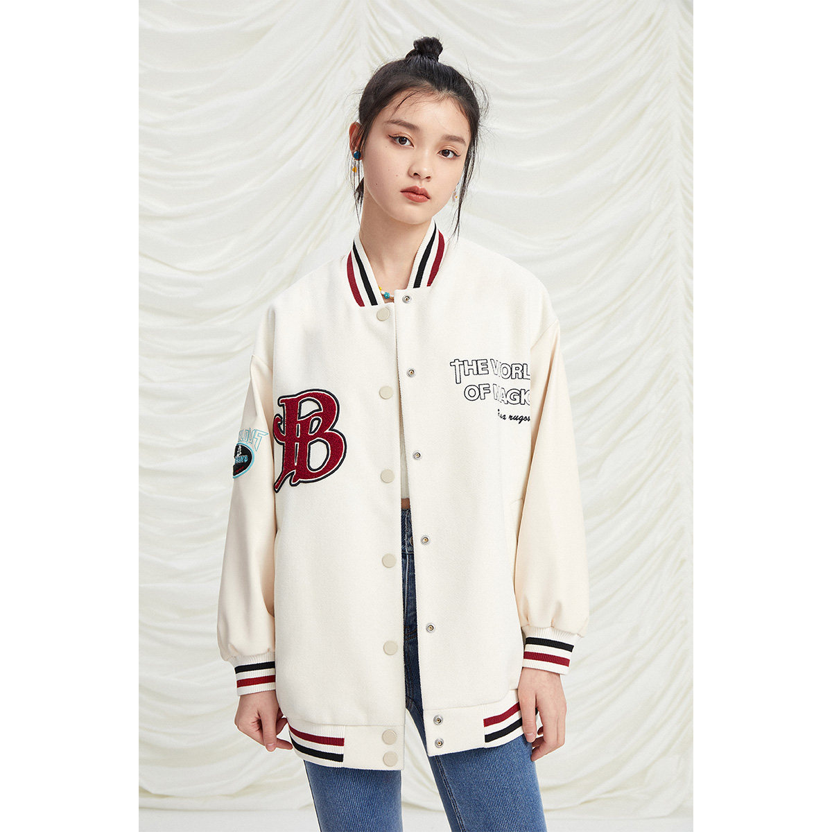 太平鸟美式棒球服女2021秋装夹克 太平鸟喜之乐短外套