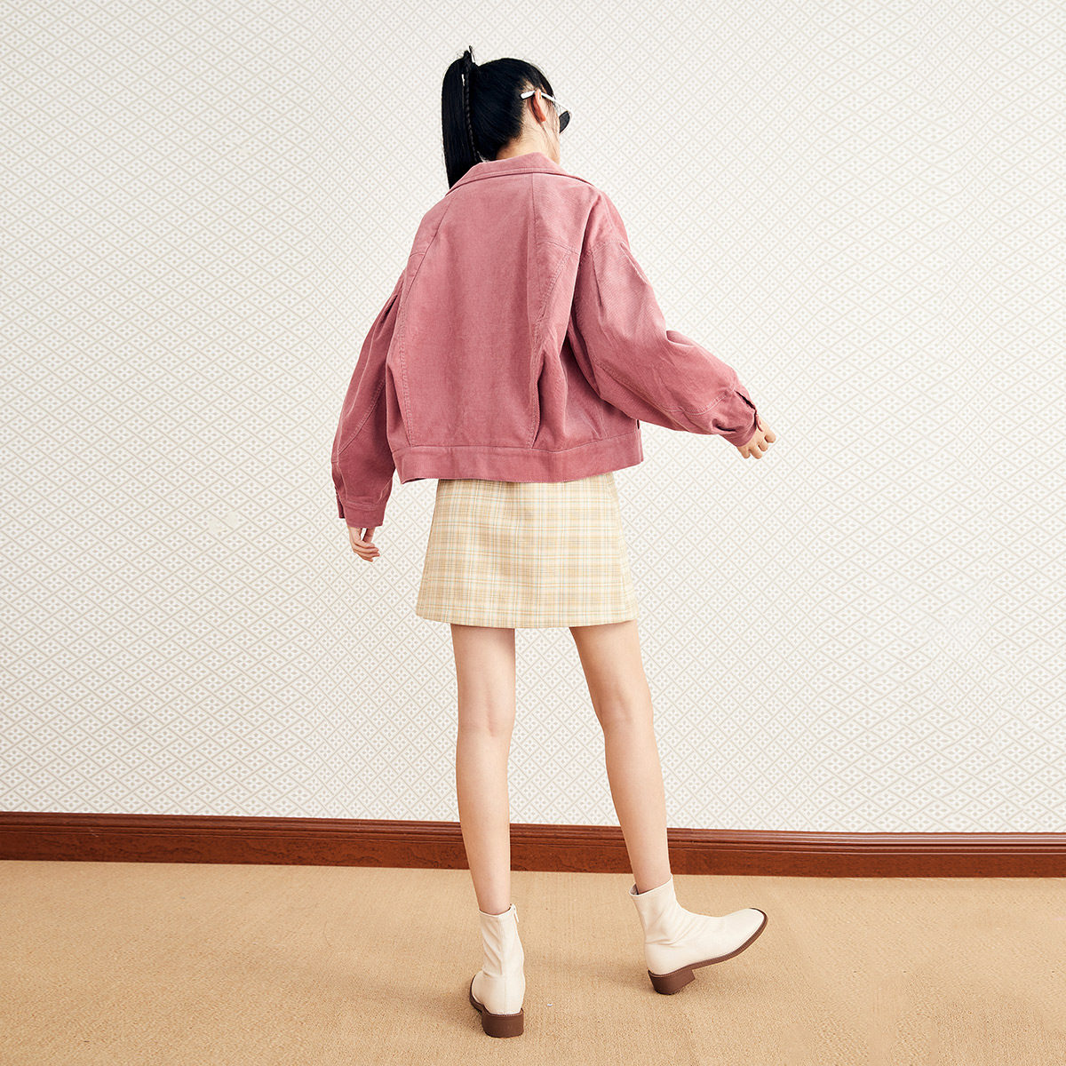 太平鸟工装女短款2020春秋装大夹克 太平鸟短外套