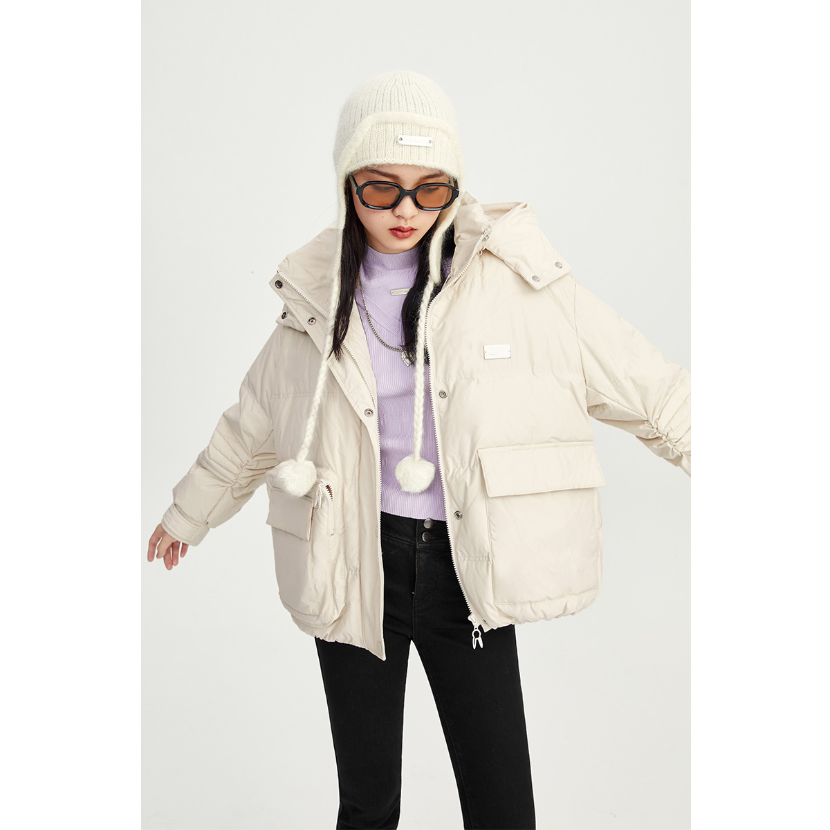 太平鸟太空兔子玩偶2021冬季羽绒服 太平鸟广仁羽绒服