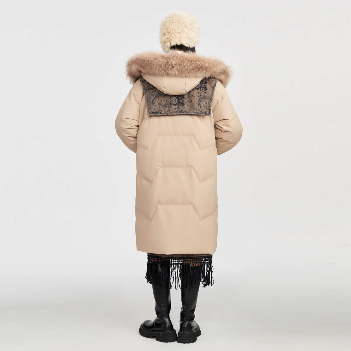 【敦煌博物馆联名】太平鸟披肩羽绒服 太平鸟喜之乐羽绒服