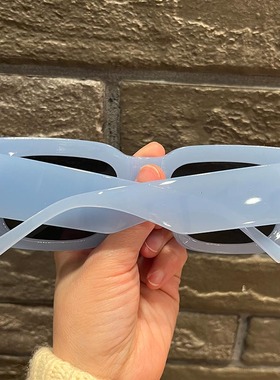 大方框浅蓝色凹造型欧美太阳眼镜