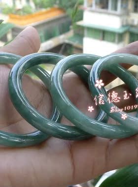 翡翠色玉石手镯坑圆条阳飘花冰糯种女玉手镯简约款女玉手镯百搭