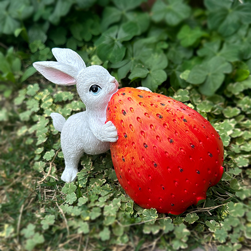 阳台庭院造景盆栽动物装饰造景幼儿园办公室桌面可爱草莓兔子摆件 - 图1