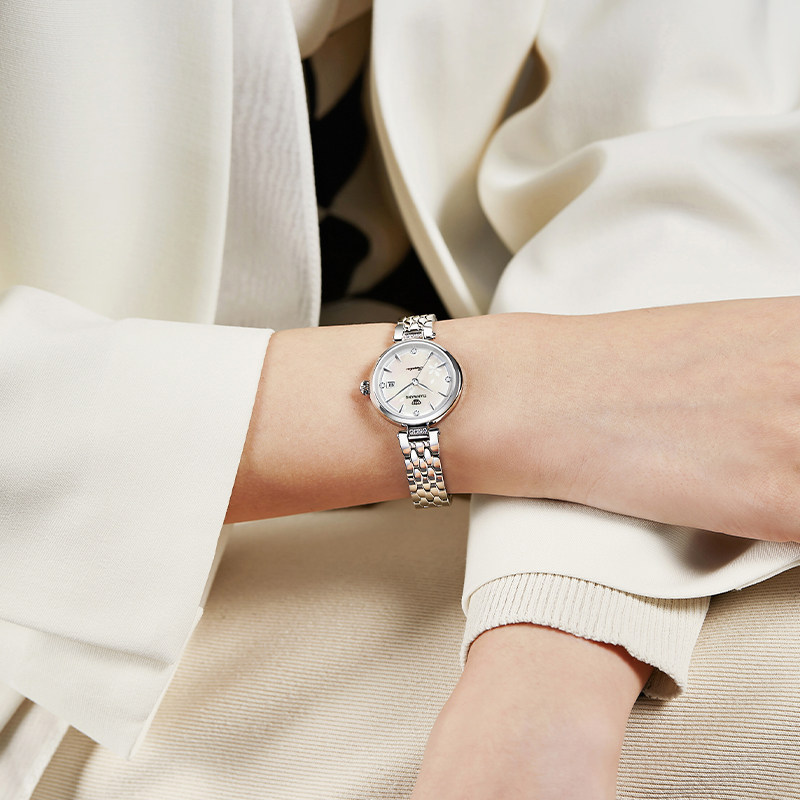 天王星辰系列小花瓣31264石英表 天王国产腕表