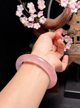 天然粉晶手镯颜色艳丽晶体通透艳丽60大圈口福利款一物一图一证