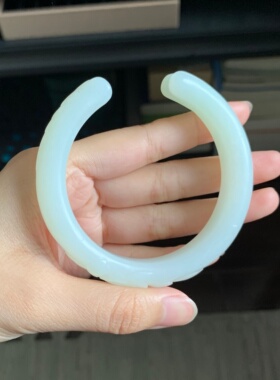 毛毛的翠//M 13630/和田玉白玉雕刻开口手镯//57.8/2880