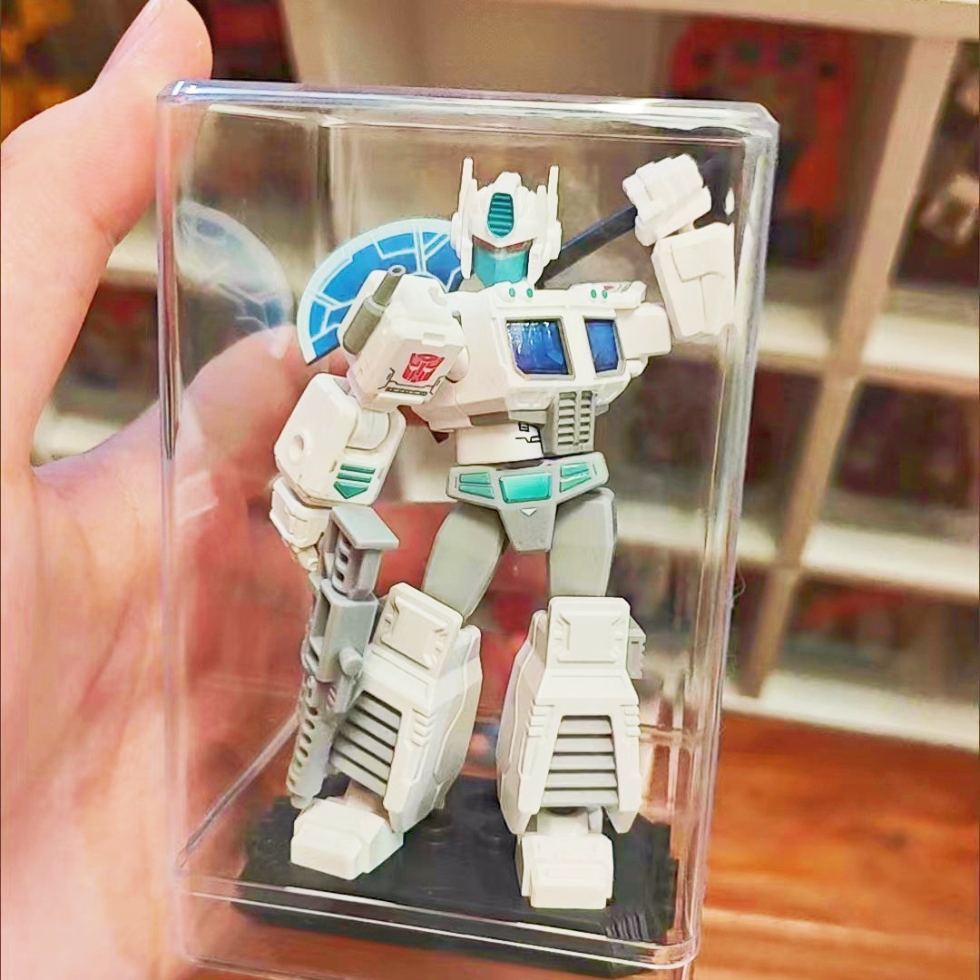 Ultraman Bruco transparent acrylic Pop Mart dustproof display rack figure storage box blind box display cabinet