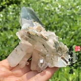 Натуральный кристаллический кластер оригинальных экологических кристаллических цитат