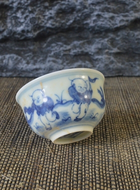 仿古瓷器 复古做旧明成化 斗彩人物纹品茗杯 古董古玩收藏品摆件