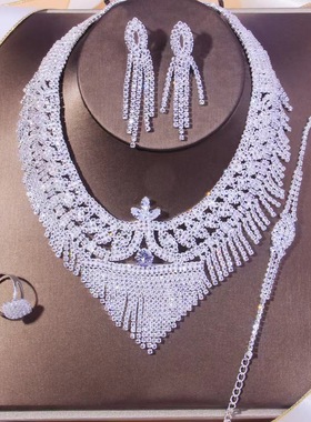 时尚奢华闪亮水钻流苏锁骨项链耳环戒指手链新娘礼服摄影首饰套链