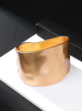 合金欧美流行宽边手镯弹簧扣女网