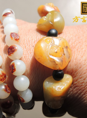 市场价32000元漏价6400元方言品牌金包银黄沁9颗独籽料精品手链R