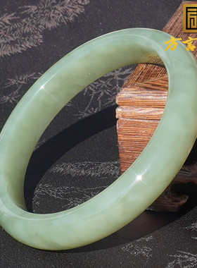 和田玉新疆油润高脂青黄口料手镯
