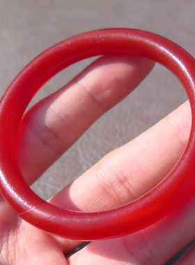 方言精品岁月痕迹民族风亚光红玛瑙包浆圆条内径57mm手镯女百搭X5