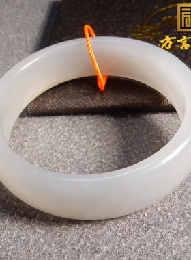 震惊方言和田玉巨漏老坑冰底青海料白玉油润内径55mm宽版美手镯s2