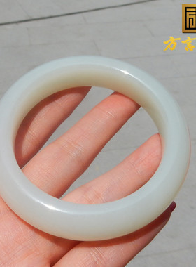 俄罗斯老料肉底羊脂白玉55mm手镯