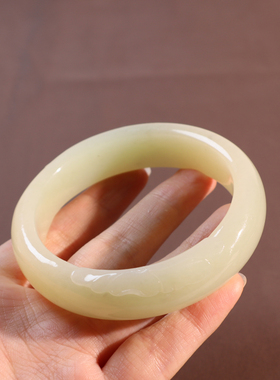 新疆且末料羊脂白玉58mm雕花手镯