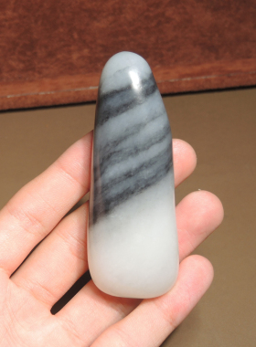 方言一线天青花籽料原石吊坠