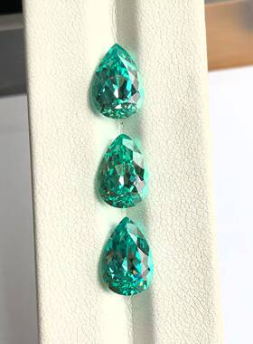焰熔法合成浅蓝绿色蓝宝石裸石 8*12mm水滴高精切 全返火实物超美