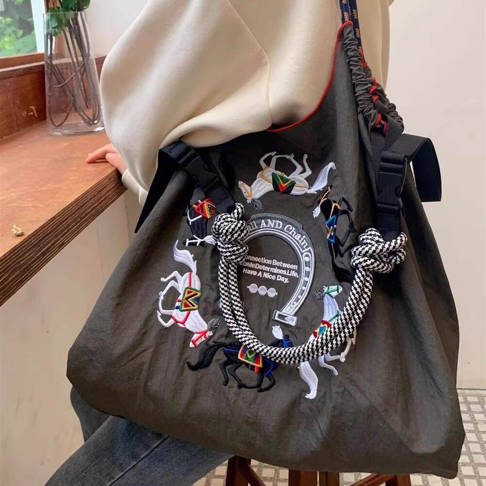 日本代购ball chain高圆圆同款刺绣环保购物袋大容量学生通勤女包,淘宝优惠券,粉丝福利购,淘宝优惠卷