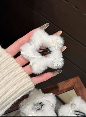 冬日氛围感纯白雪花五角星星毛绒绒BB夹可爱甜美侧边边夹刘海夹女