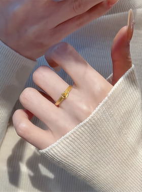 黄金色拉丝晨雾冷艳玫瑰花戒指女