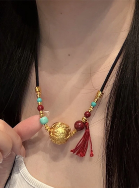 新中式绝美立体精工錾刻龙珠吊坠项链女八方来财金珠毛衣链编织绳