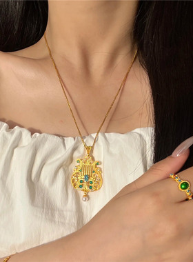 古法镶嵌蓝宝石竖琴吊坠项链女