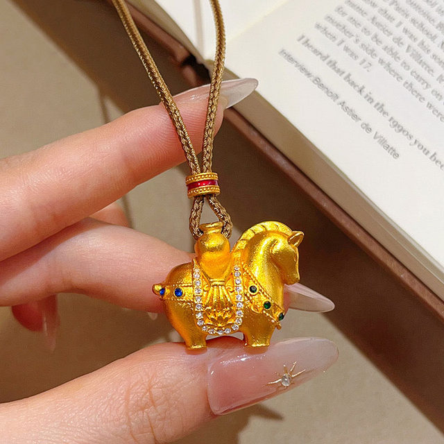 Get rich soon pendant necklace for women 2025 new coin pony inlaid diamond braided rope adjustable sweater chain