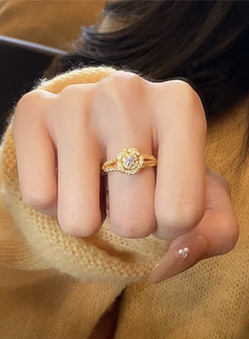 告白玫瑰花钻戒送女友