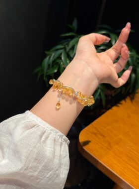 蟾宫折桂 天然巴西黄水晶净体切面水晶925银不规则设计手链