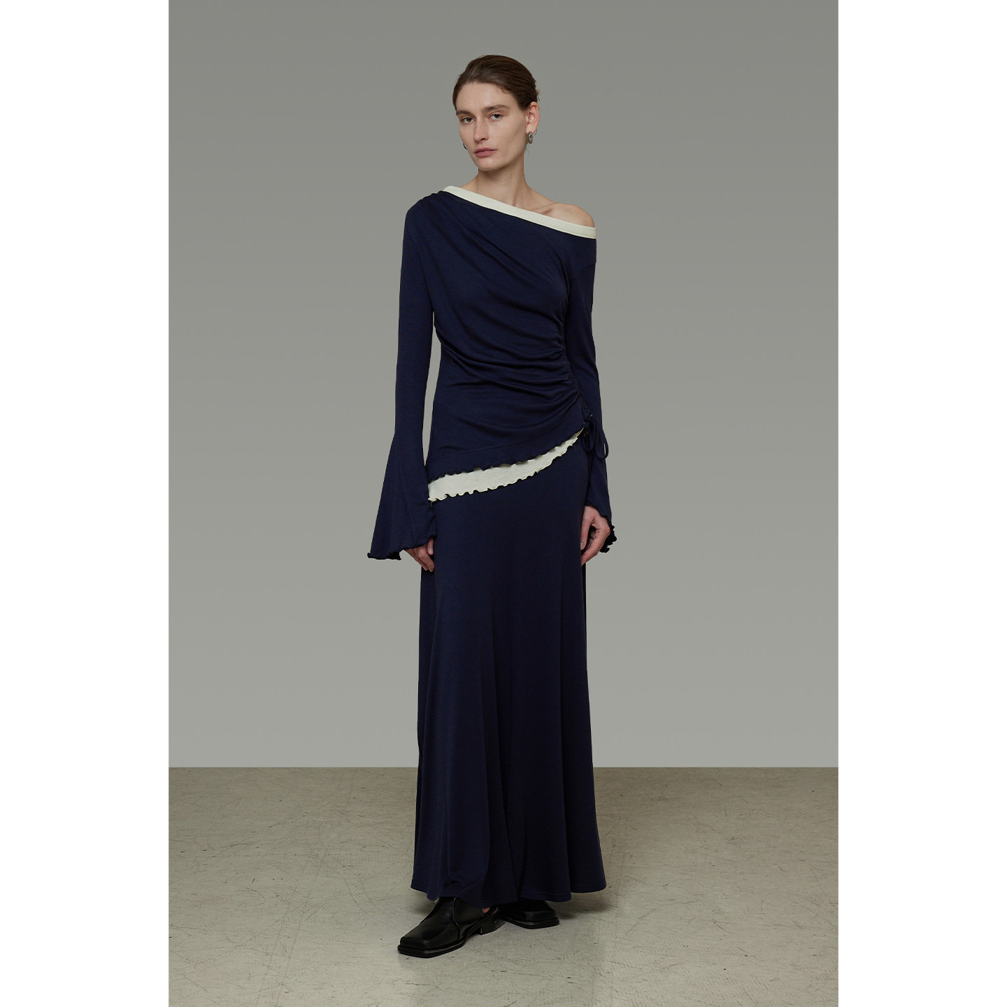 UNSPOKEN时尚休闲套装女春季撞色斜肩针织衫休闲裤垂感半裙三件套,淘宝优惠券,粉丝福利购,淘宝优惠卷