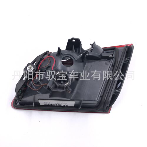 适用于2009-2013年宝马5系F18尾灯总成63217306163/164 - 图2