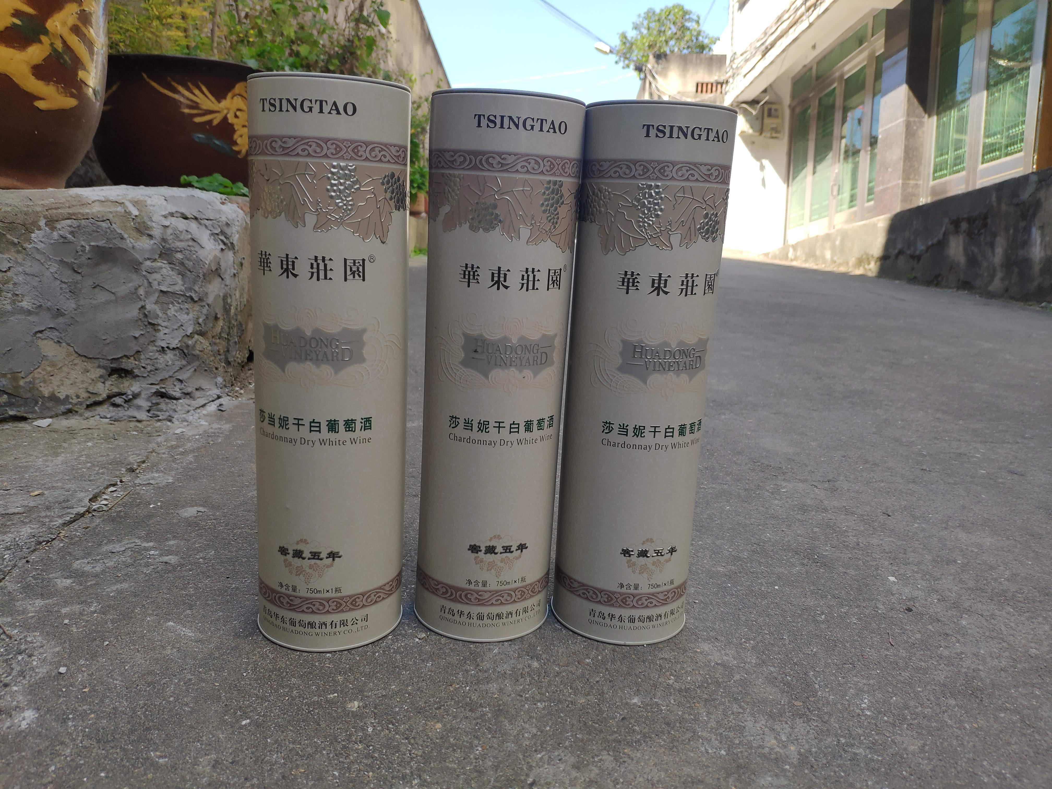 华东庄园莎当妮干白葡萄酒窖藏五年筒装铁盒装实体整箱750ml*6瓶 - 图3